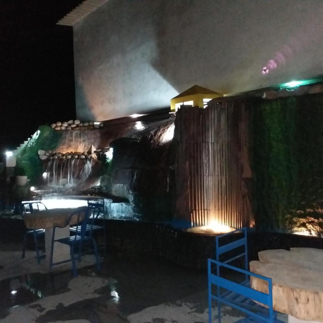 Krishna Hansraj Hotel Una  Buitenkant foto